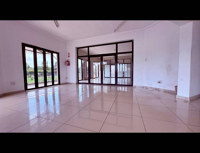 1,600M² BUSINESS CENTRE FOR SALE IN WESTDENE
